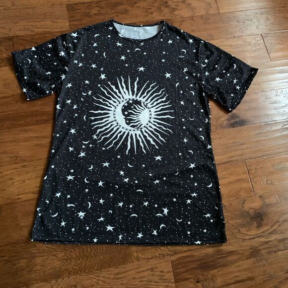 Moon and Star Print Dress/Top - Picture 4 of 9